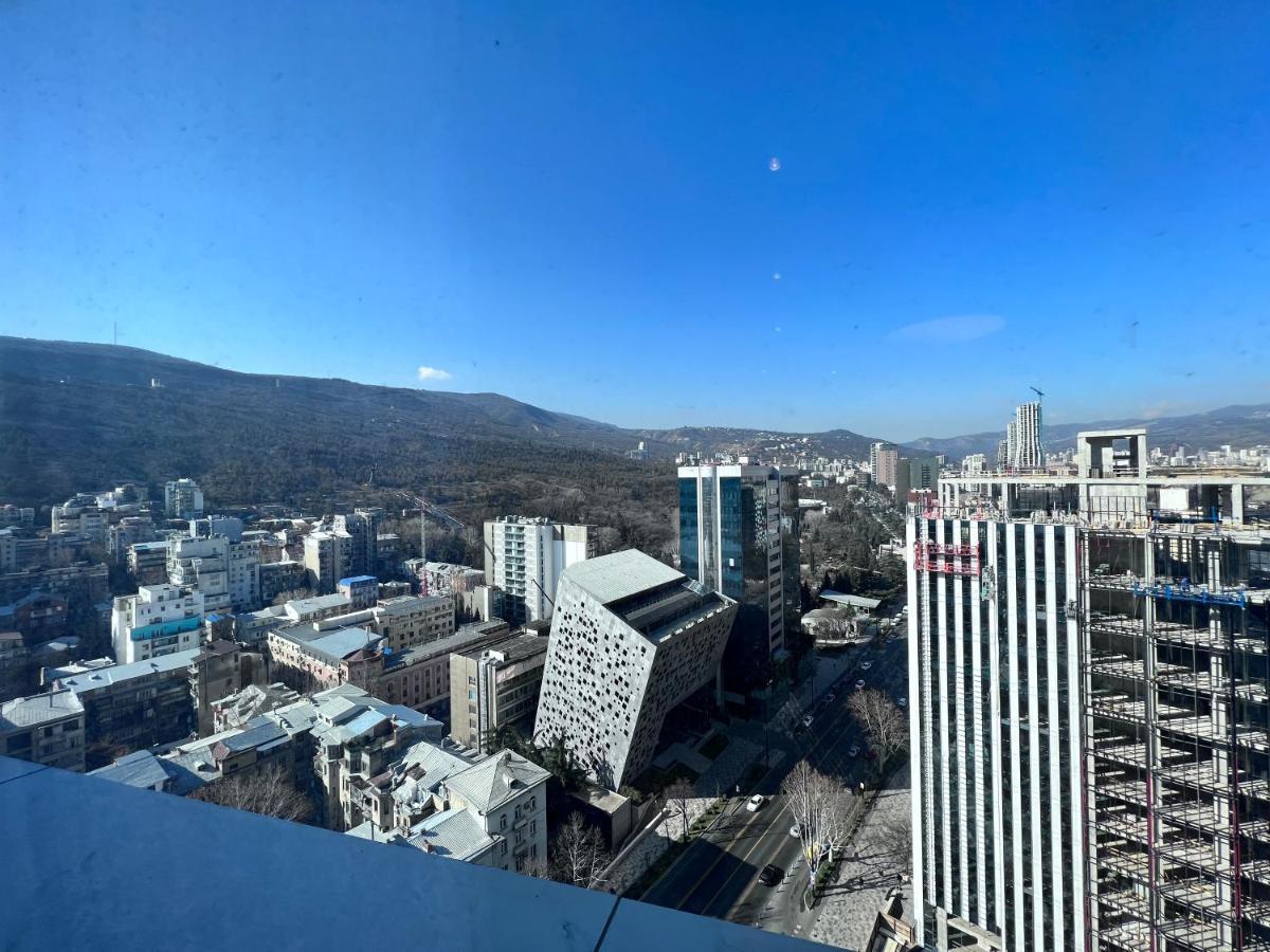 Apartment In Axis Towers, Tbilisi Business Center Ngoại thất bức ảnh