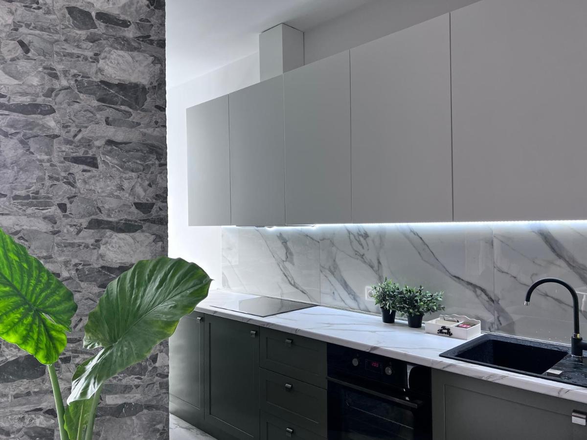 Apartment In Axis Towers, Tbilisi Business Center Ngoại thất bức ảnh